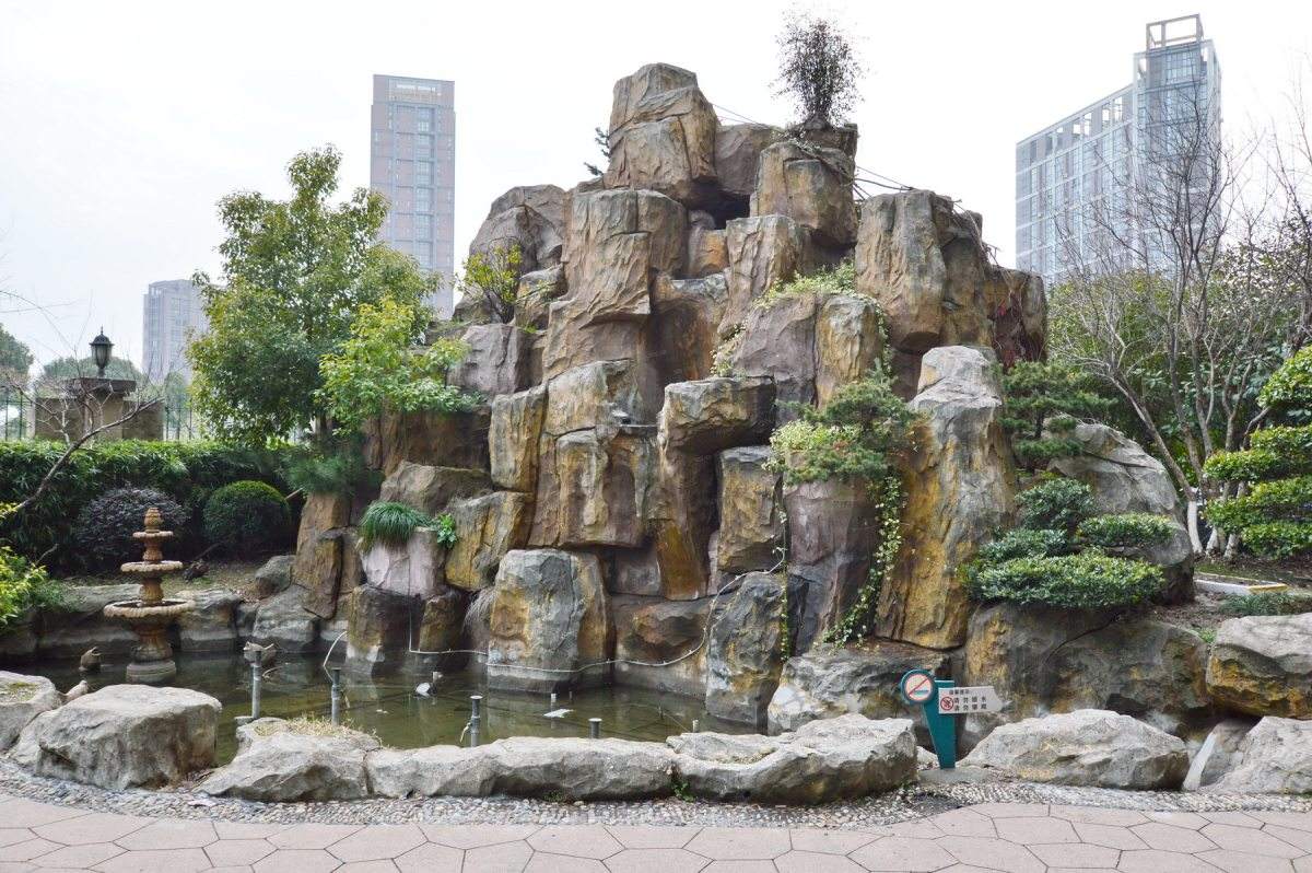 园林景观石.jpg
